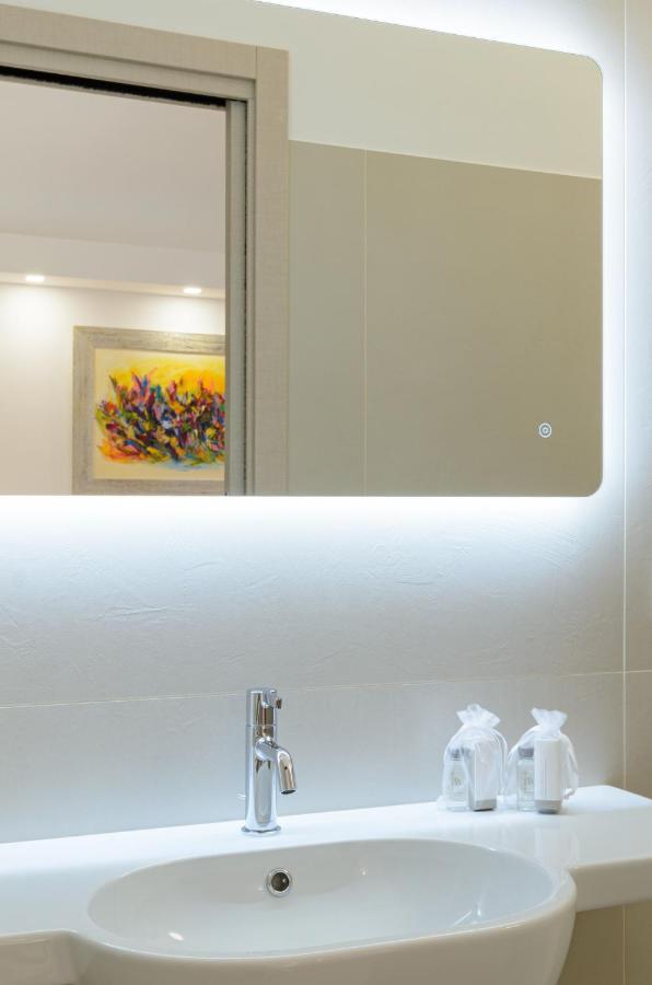 Ruffini Rooms 泰尔莫利 外观 照片
