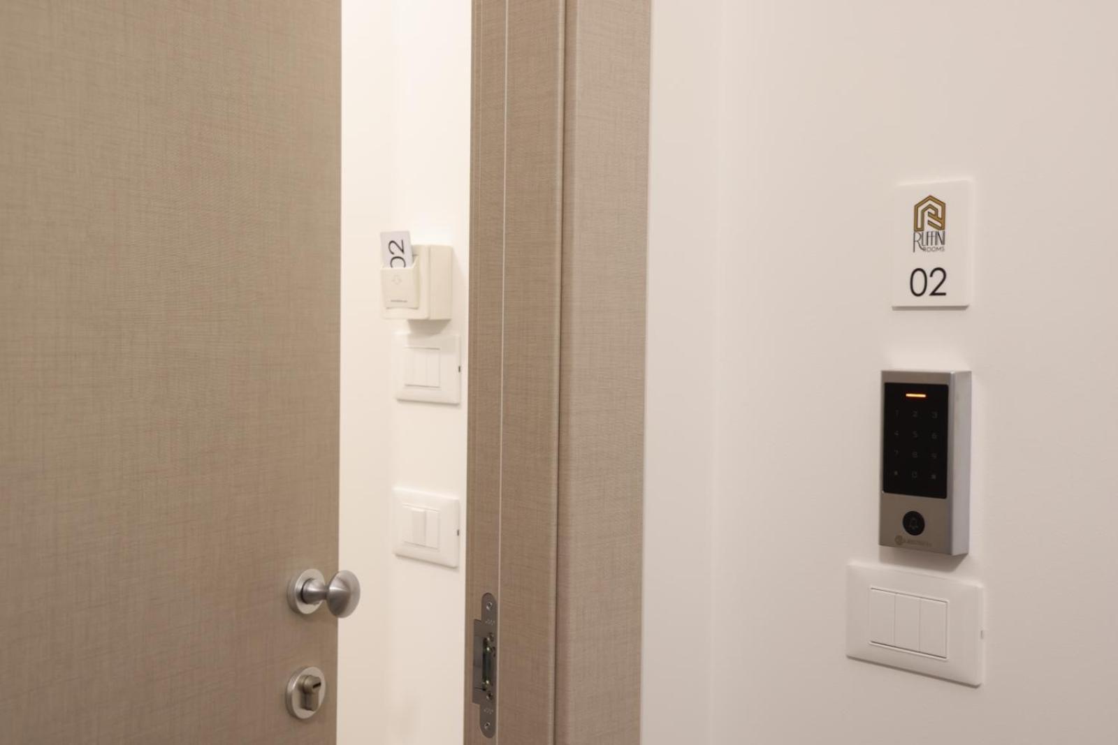 Ruffini Rooms 泰尔莫利 外观 照片