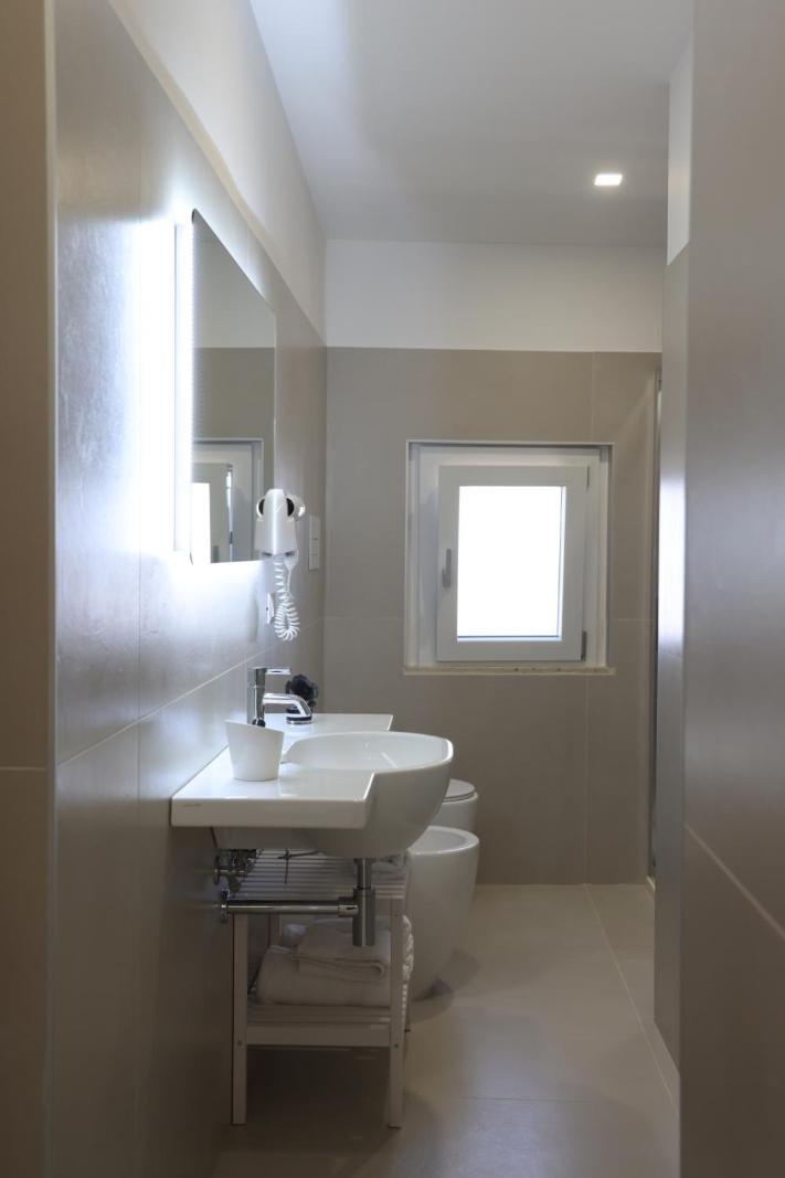 Ruffini Rooms 泰尔莫利 外观 照片